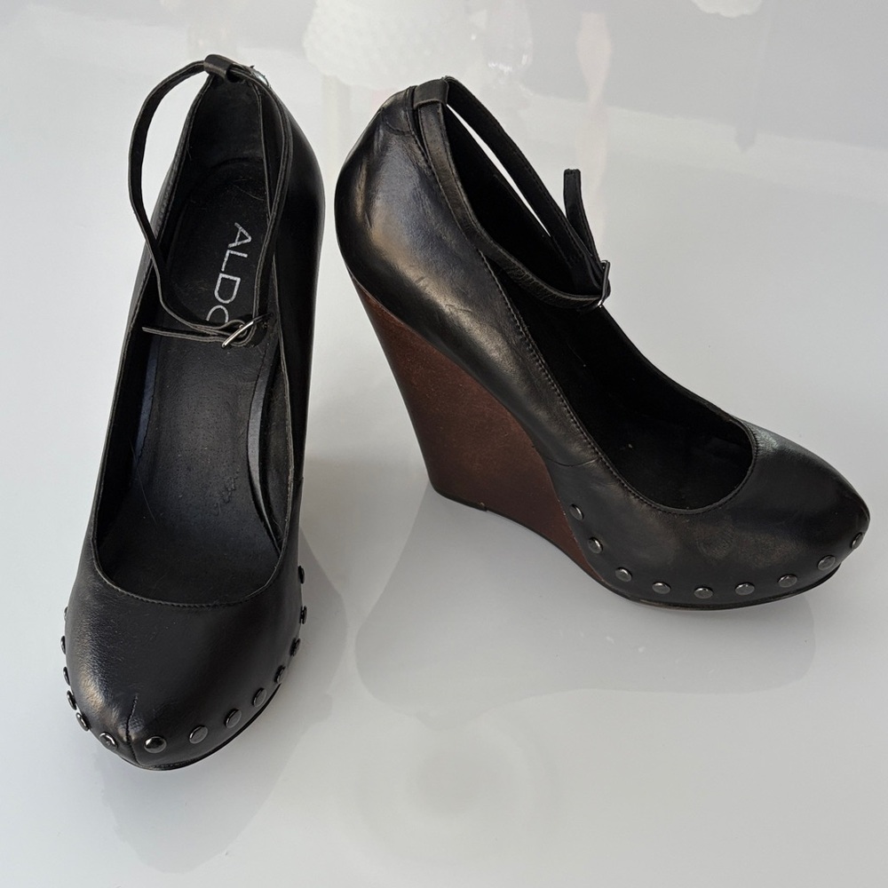 ALDO Black and Brown Wedge Shoes
